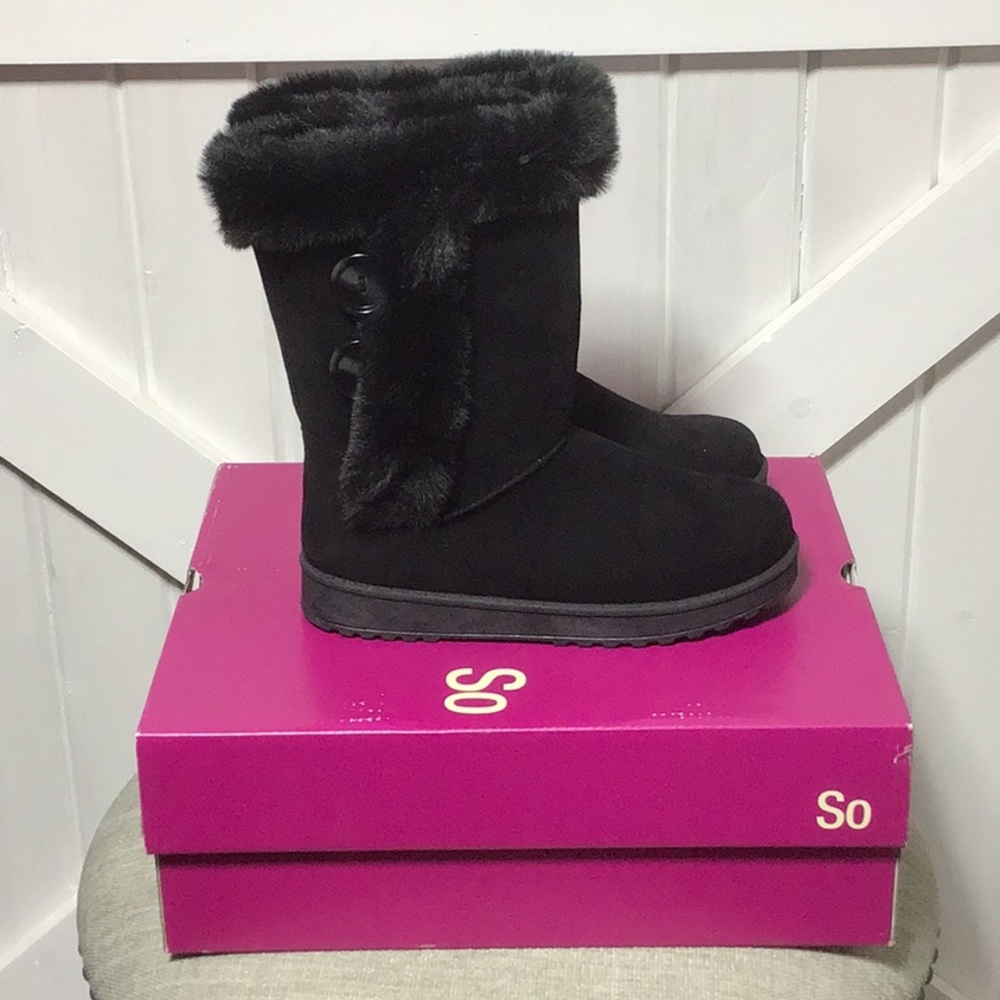 SO Abigail Black Womens size 6